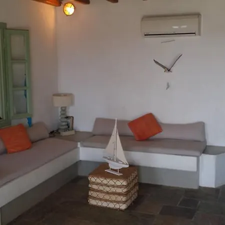 Anemi Serifos Town