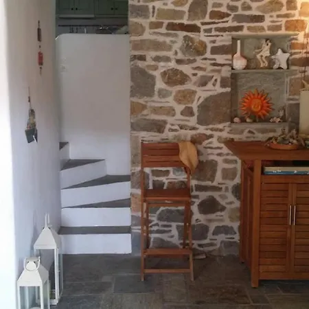 Anemi Serifos Town